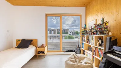 Single-family home in Urban Core photo 21