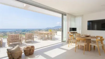 Penthouse on Calle de Benalauría, No. > photo 14