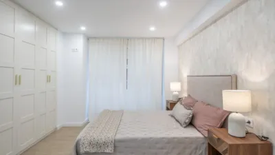 Apartment on Rambla Mendez Nuñez Street, No. photo 29