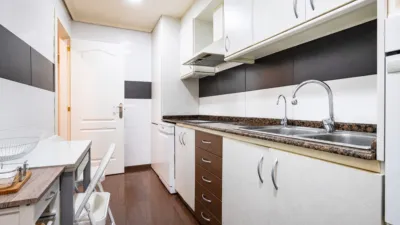 Flat on Carrer de Torres Torres, nº > photo 5
