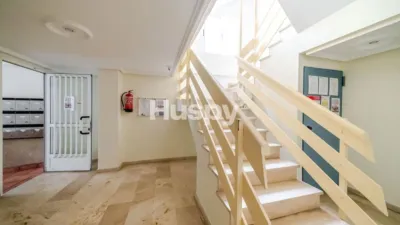 Apartment on Moriones Street, No. > photo 23