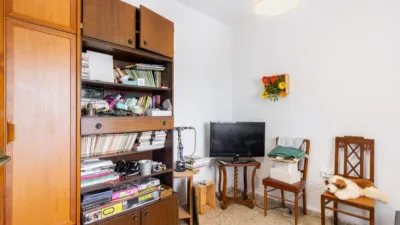Single-family home on Plaça Poligono N-61.R, No. photo 20
