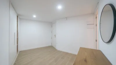 Apartment on Rambla Mendez Nuñez Street, No. photo 21