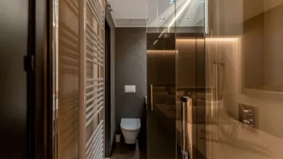 Apartment on C. de Antonio Acuña, no. photo 13