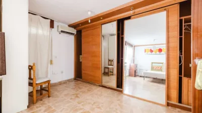 Casa pareada en Avenida de la Solidaridad, nº > photo 9