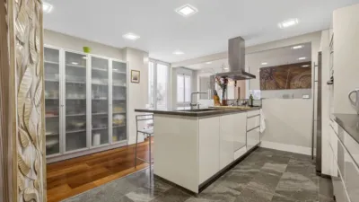 Apartment on Albareda Street, No. > photo 6