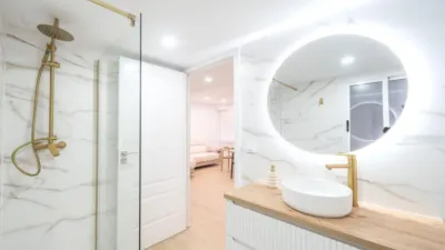 Apartment on Rambla Mendez Nuñez Street, No. photo 38