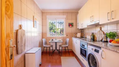 Single-family home in Camping Valdemorillo photo 11