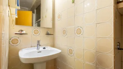 Apartment on Carrer de Lenginyer José Sirera, No. photo 17