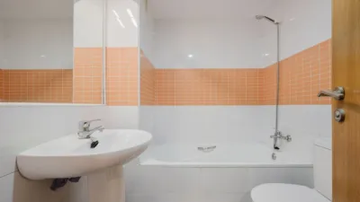 Apartment on Calle Pobladores, No. > photo 10