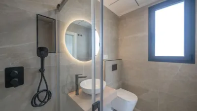 Semi-detached house on Carrer Morella, nº > photo 20
