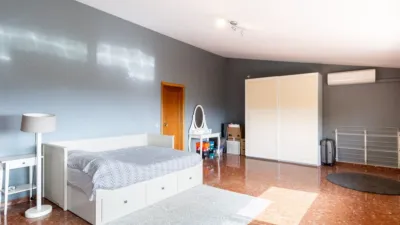 Single-family home on street >Urbanización Bosque U14, nº > photo 30