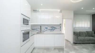 Apartment on Av. de Portugal, nº > photo 10