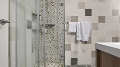 Apartment on Albareda Street, No. > photo 34