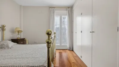 Apartment on Albareda Street, No. > photo 28