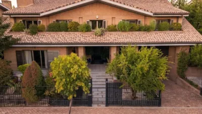 Single-family home on P.º del Río, no. > photo 6