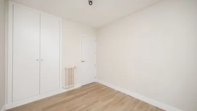 Apartment on Avenida de Bruselas, No. > photo 17