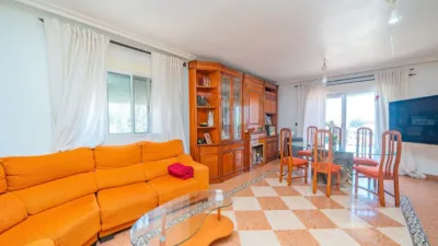 Single-family home on Avenida de los Árboles, no. > photo 3