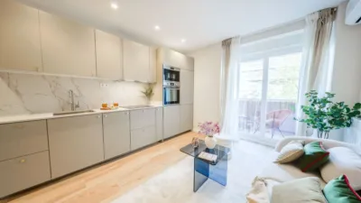 Apartment on Paseo de La Castellana, No. photo 3