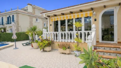 Single-family home in Cabo Roig-La Zenia-La Regia photo 52