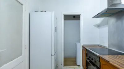 Apartment on Carrer de Sant Onofre, no. > photo 3