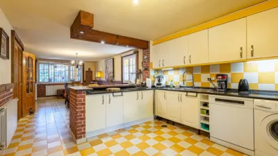 Single-family home in Casa Forestal Tablada Building photo 8