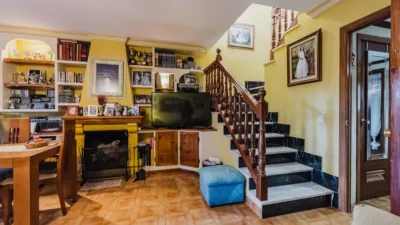 Terraced house on Urb. Villamonte, no. photo 3