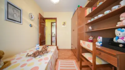Apartment on Pintor Velázquez Street, No. > photo 29
