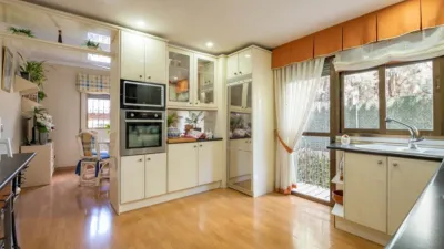 Casa unifamiliar en calle del Jazmín, nº > photo 19