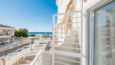 Semi-detached house on Carrer de Biar, nº > photo 18