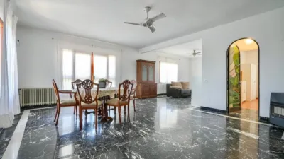 Single-family home on Avenida de las Vegas, No. > photo 5