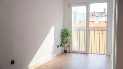 Flat on Carrer de Leconomia, No. photo 7