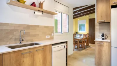 Terraced house in Carrer dels Oms, nº > photo 18