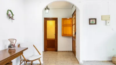Single-family home on Plaça Poligono N-61.R, No. photo 9
