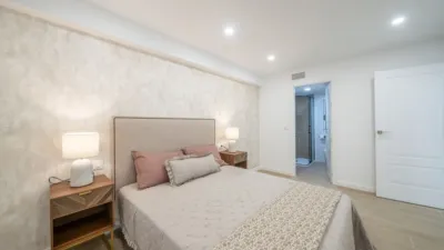 Apartment on Rambla Mendez Nuñez Street, No. photo 25
