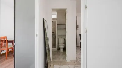 Apartment on Bda. Villegas Street, No. photo 32