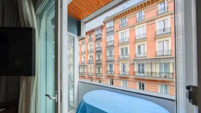 Flat on Calle de la Academia, No. photo 24