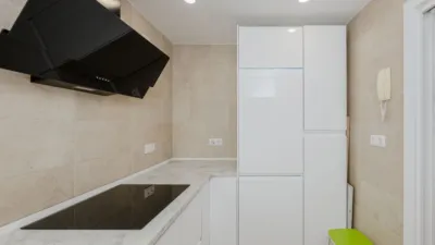 Apartment on Plaza Fernando de Herrera, No. photo 10