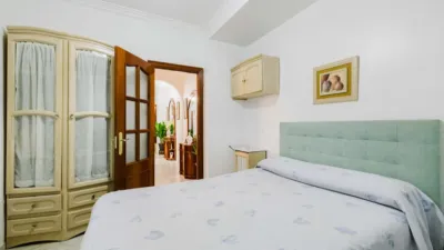 Terraced house on C. Parras, no. photo 22