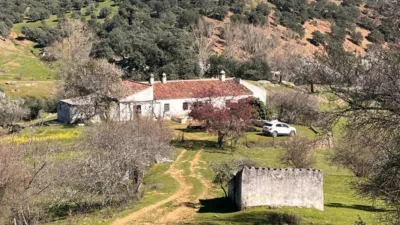 Casa en Cazalla de La Sierra photo 17