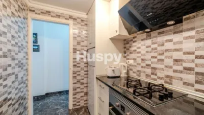 Apartment on Moriones Street, No. > photo 10