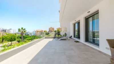 Apartment on Avenida Fuengirola, No. photo 2