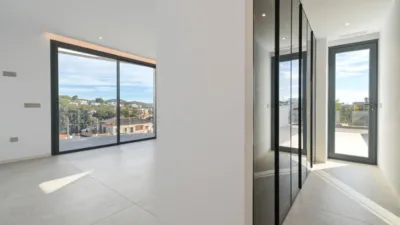 Apartment in La Fustera photo 27