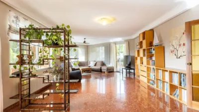 Single-family home on street >Urbanización Bosque U14, nº > photo 4