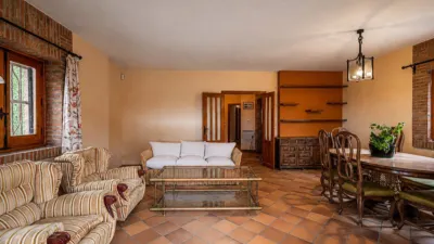 Single-family home in Camping Valdemorillo photo 4