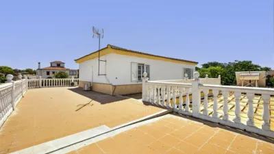 Single-family home on Urbanizacion Frutales del Alcor, no. photo 77