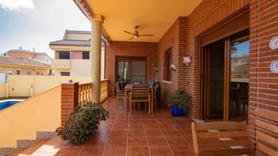 Single-family home on Carrer Llarguer, no. photo 34