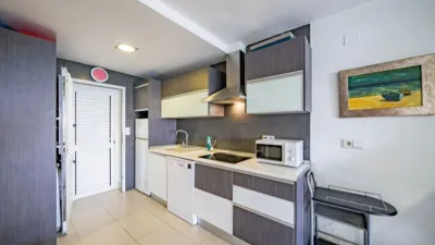 Semi-detached house on Carrer de les Violetes, No. > photo 15
