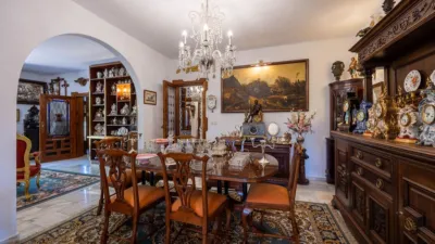 Single-family home on Avenida del Alamillo, no. > photo 9