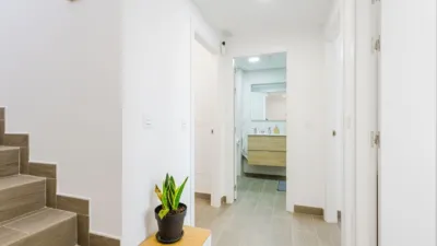 Terraced house on Calle Santa Cecilia, No. > photo 12